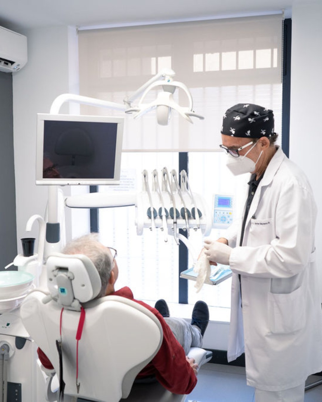 En Clínica Dental Doctor Moreno, cada sonrisa es única 🤩Trabajamos con la mayor precisión para